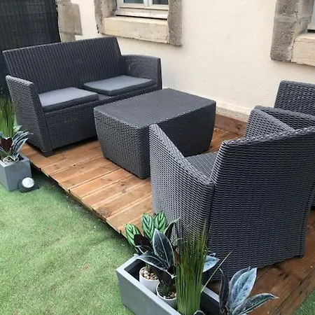 Апартаменты Le Berlier 60m2 + Cour Privee - Centre Historique Дижон