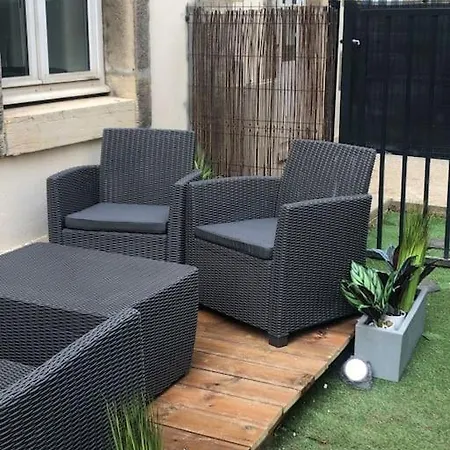 Daire Le Berlier 60m2 + Cour Privee - Centre Historique