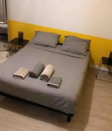 Le Berlier 60m2 + Cour Privee - Centre Historique Daire