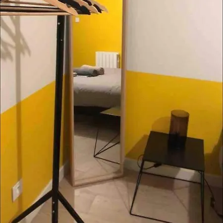 Le Berlier 60m2 + Cour Privee - Centre Historique דירה *