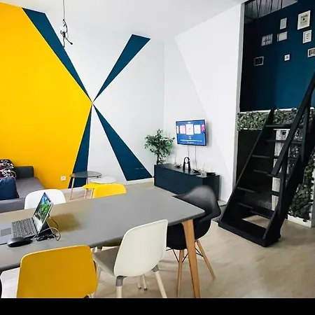 Daire Le Berlier 60m2 + Cour Privee - Centre Historique *