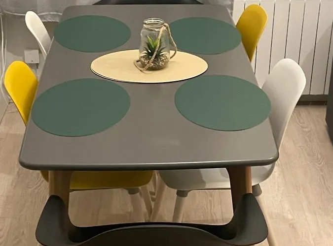 Le Berlier 60m2 + Cour Privee - Centre Historique